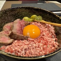 馬刺しと焼き鳥 グルマン三年坂 - 