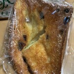 トミーズ - レーズンフレンチトースト。