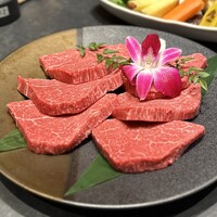 本格肉料理 丸小 - 