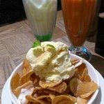 WIRED CAFE ルクア大阪店 - 