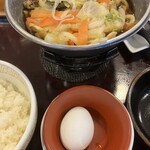 すき家 - 料理写真:すき焼き。