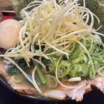 家系ラーメン たつ家 - 