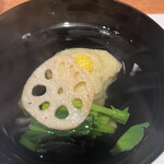 曙橋 かず - おまかせコース７７００円。牡蠣真薯の椀