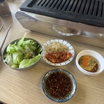 精肉屋の倅がただただ旨い肉を出す店 焼肉たけよし - 