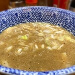 百日紅 - 濃厚つけ麺（煮干、麺少）＋味玉