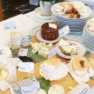 サロンド・テ・チーズ王国_2