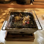 みえ田 - 舞鶴産天然トリ貝の醤油漬けの一人BBQ﻿