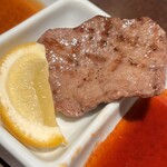 焼肉ホルモン はねいし - 