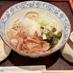 手打蕎麦まろ - 一口目で完成度の高さに驚きました