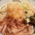 手打蕎麦まろ - つゆも抜群に旨い