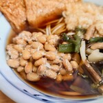 加賀 - 混ぜていないのが嬉しい、大粒 "納豆"。