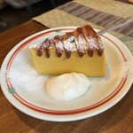 月光 - つるんとなめらかで濃厚なかぼちゃのメイプルチーズケーキも絶品！