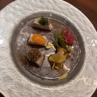 カントニーズ 燕 - 