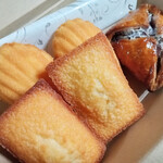 カルチェ・ラタン - 朝焼きマドレーヌ、フィナンシェ、ポムキャレ