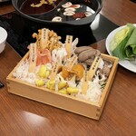  きのこ鍋＆きのこ料理専門店 何鮮菇 - 