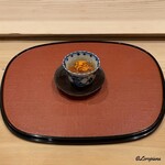御料理 寺沢 - 赤海胆といくらと網茸と滑子茸の銀餡掛け