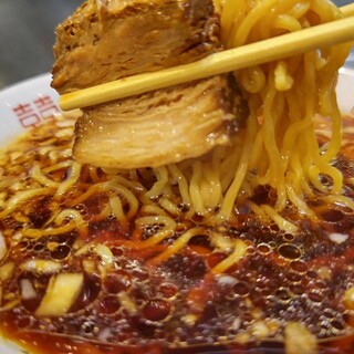 千葉県三大ラーメン「竹岡式ラーメン」こだわりのスープ×厳選麺