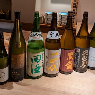 四季を彩る日本酒や豊富なワインの数々