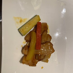 倶楽湾 - 豚トロの甘辛炒め