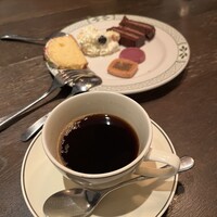 ロウリーズ・ザ・プライムリブ 恵比寿ガーデンプレイス店 - 