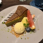 273880681 - ピスタチオとホワイトチョコレートのガトーショコラ