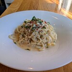ベジバル チバットリア - アサリと白身魚（かな？）のクリームパスタ♪