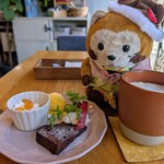 ベジバル チバットリア - ラスちゃんも早く食べたい(⁠´⁠(⁠ｪ⁠)⁠｀⁠）ｺﾞｸﾘ…