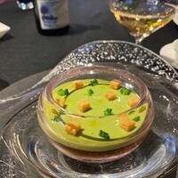 ラ ターブル ドゥ ジョエル・ロブション - 友人の前菜　ズワイガニをグリーンマスタード風味のブロッコリームースと共に