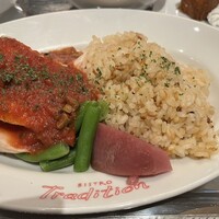 トラディシオン 日本橋 - 森林鶏のヴァプール