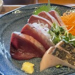 定越食堂 - 今日のラインナップは、かつおとぶりとさわらの3種。美味しいのよ。