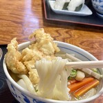 本格手打うどん 麺むすび - 餅っとした喉越しの良い麺