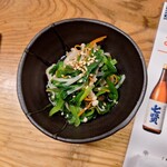 おぐろのまぐろ - せりもいいが、エノキのしゃきしゃき感が良い。