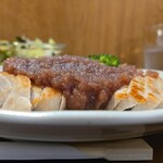 キッチン ブルー グローブ - 横から、コンポートソースはネットリ、ジャムのよう