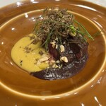 Ristorante IL PRINCIPE - 本州鹿のタリアータ。旬のキノコ、ヘーゼルナッツ、生トリュフ。生トリュフを削ってくれます♡極上の香りに包まれて、お腹いっぱいのはずなのに食べちゃう！