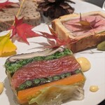 銀座 大石 - 野菜と秋鮭のテリーヌ