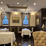 Ristorante IL PRINCIPE - 優雅な店内に時間も忘れるほど。