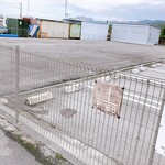 daccia - ここに2台普通車が停めれます