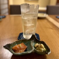 蕎麦おさめ - サーモン・お豆のお通し