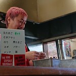 ラーメン金子 - 今日もキレｯキレの動き( ☆∀☆)♪