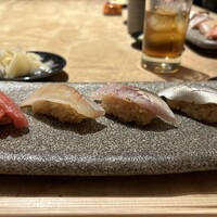鮨 四 - 
