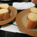 鉄板焼レストラン八景 - 軽井沢　浅野屋のガーリックトースト