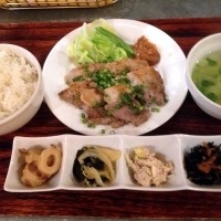 GAZZO - ホエー豚ばら肉のあぶり焼き定食 ¥880