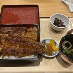 炭火焼うなぎ 南家 - 