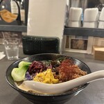 TRY ON? - ヴィーガンの坦々ラーメン