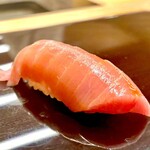 青空 - 見た目通り美味しい中トロ