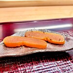 青空 - 唐墨はそのままと炙りを一切れずつ