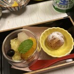 懐石宿  潮里 - デザート：旬の果実クッキーシュークリームとフルーツ
