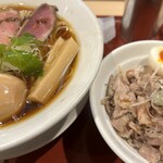 燃えよ麺助 - 