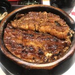 あつた蓬莱軒 松坂屋店 - 鰻の表面の硬さと中の身の柔らかさのバランス、旨味と香りが素晴らしく、食材の質/焼きの技/伝統のタレが上手く調和