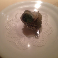 イプシロン - コース料理 前菜（サザエのエスカルゴ風）